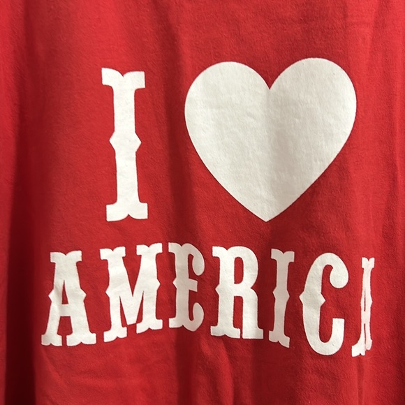 NWT Electric Pink Women’s “I 🩷 AMERICA Tank Top with Fringe around sides of top - Picture 2 of 8